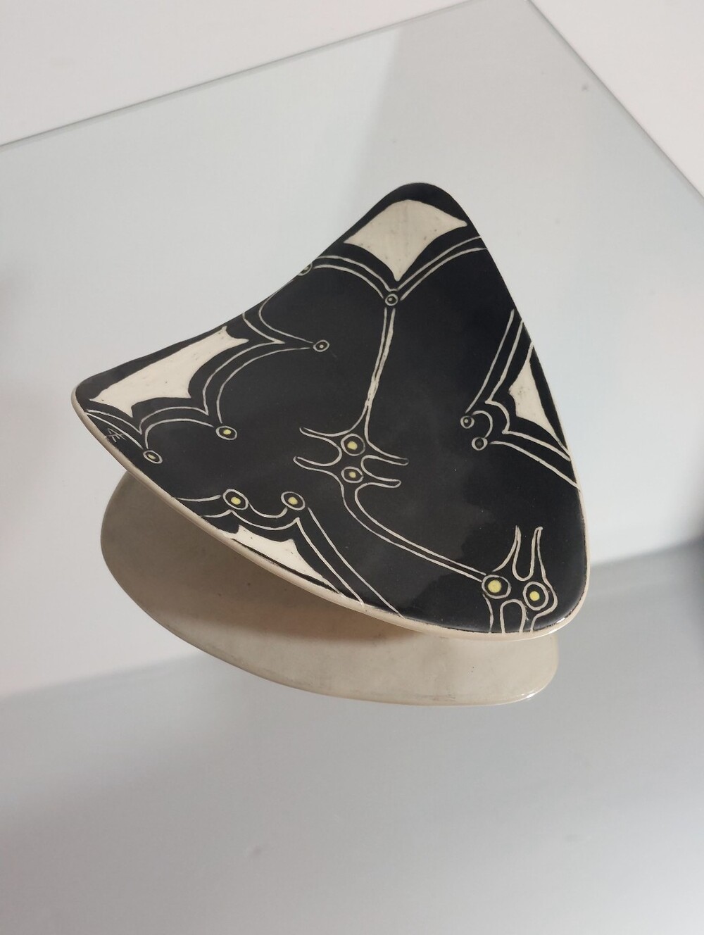 Black and White Ceramic Triangle Trinket Dish Ceramic Decor Table Top